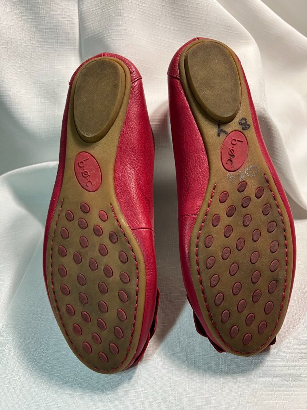 b.o.c. Born Concept Red Leather Floral Ballet Flats Slip On Comfort Shoes 8 - Picture 6 of 10